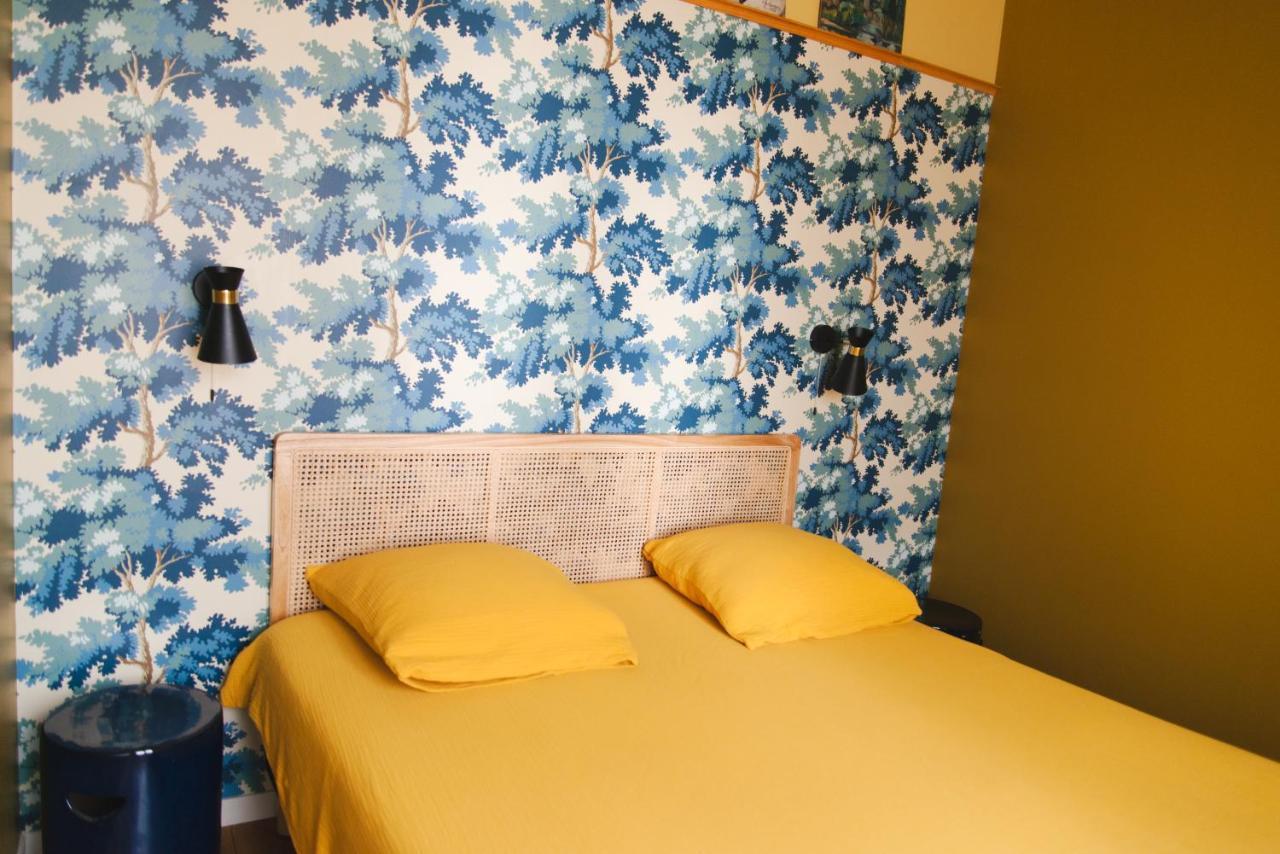 Le Grand Maulnes Bed & Breakfast Париж Екстериор снимка